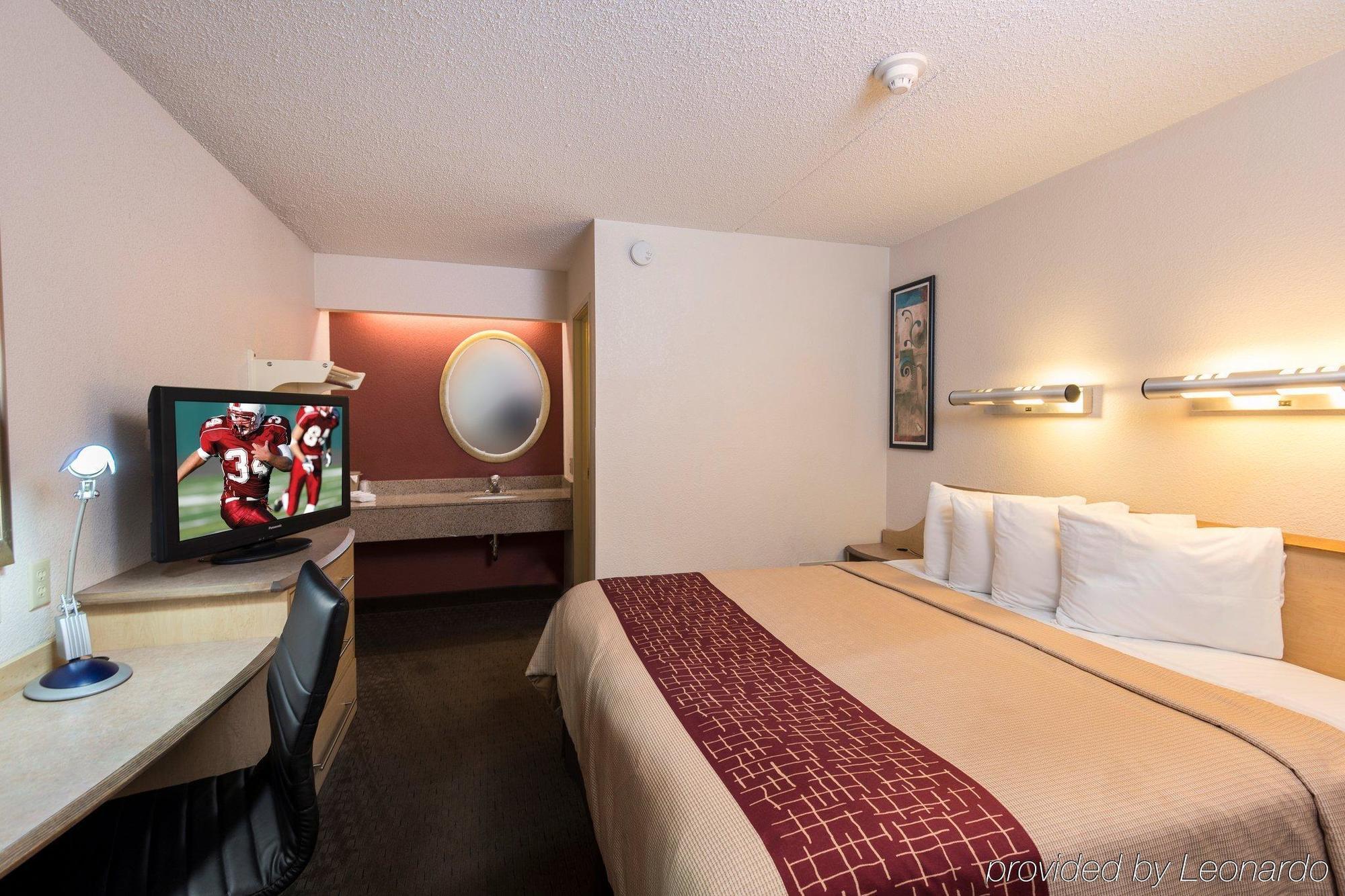 Red Roof Inn Detroit - Roseville St Clair Shores Εξωτερικό φωτογραφία