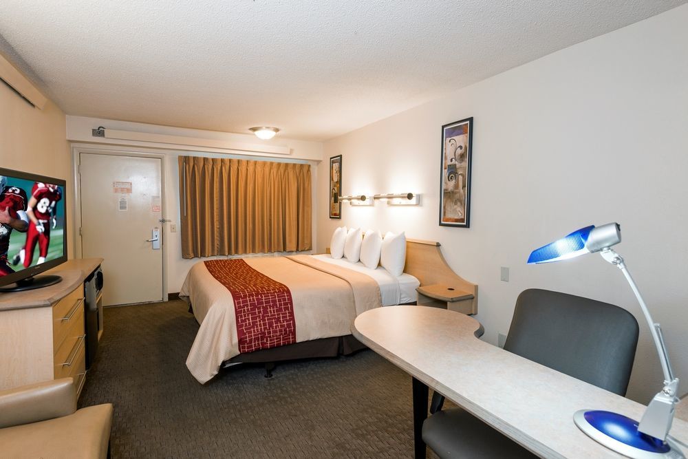 Red Roof Inn Detroit - Roseville St Clair Shores Εξωτερικό φωτογραφία
