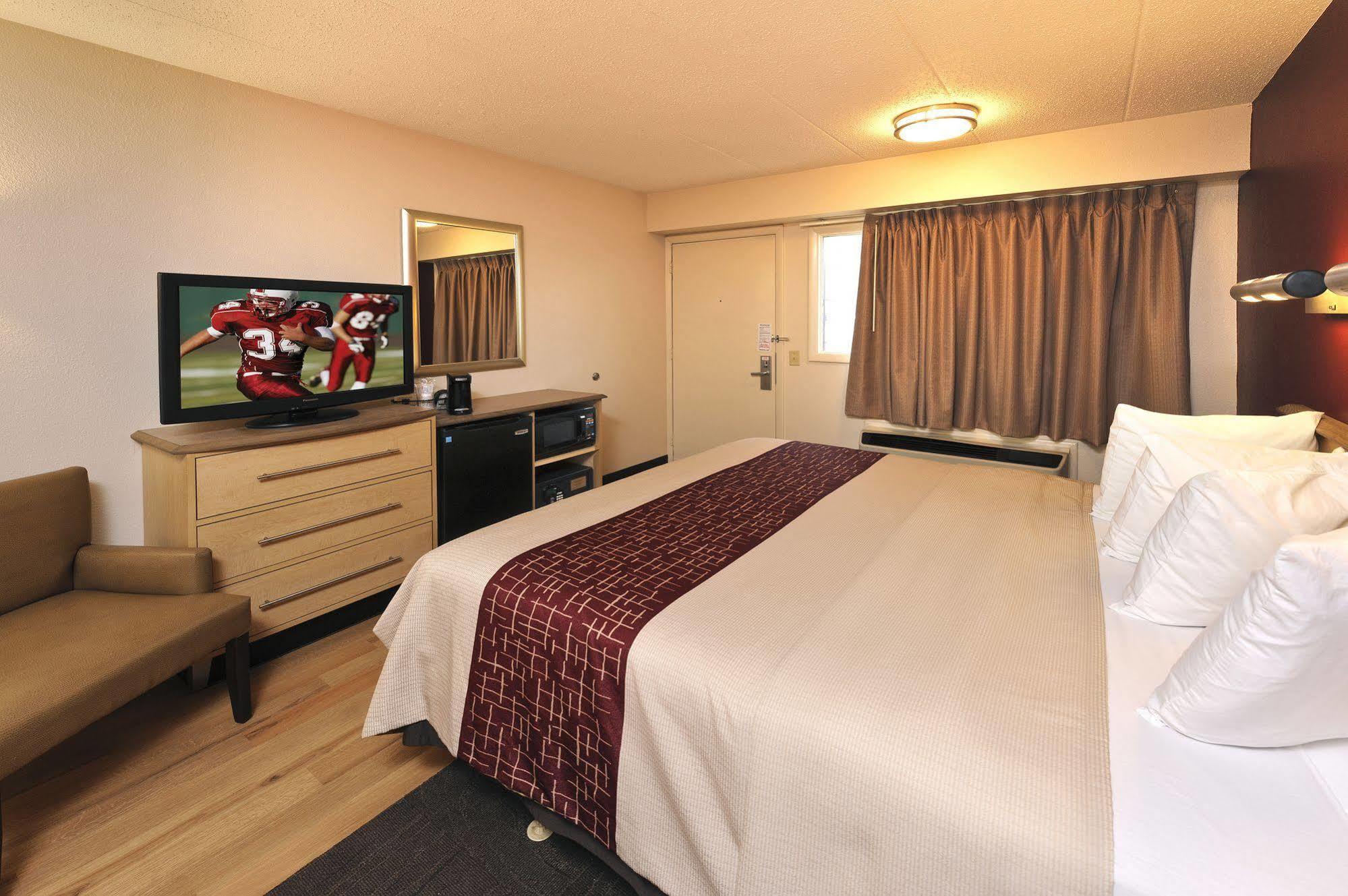 Red Roof Inn Detroit - Roseville St Clair Shores Εξωτερικό φωτογραφία