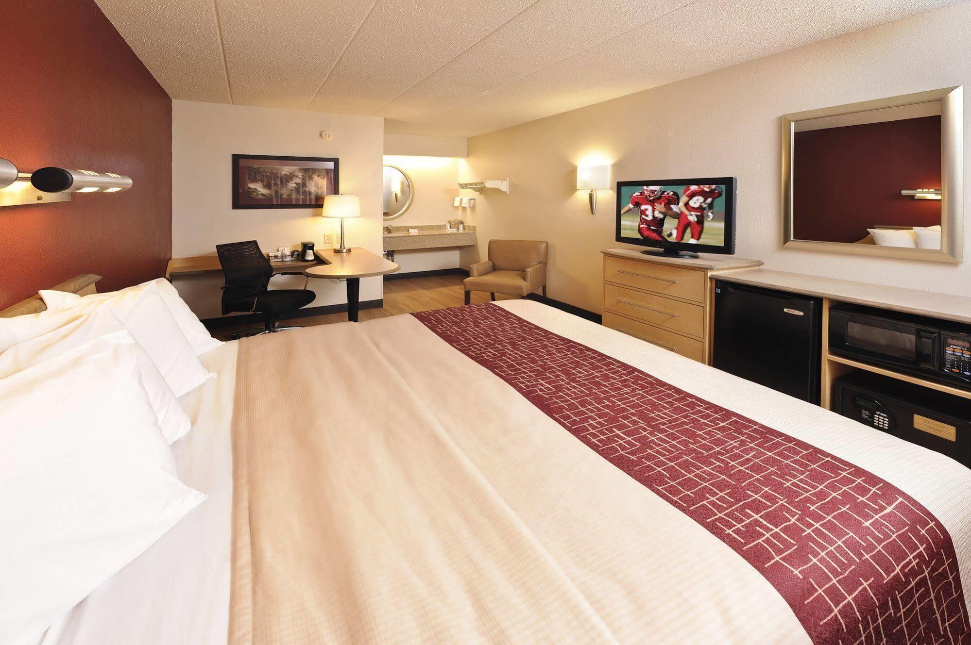 Red Roof Inn Detroit - Roseville St Clair Shores Εξωτερικό φωτογραφία