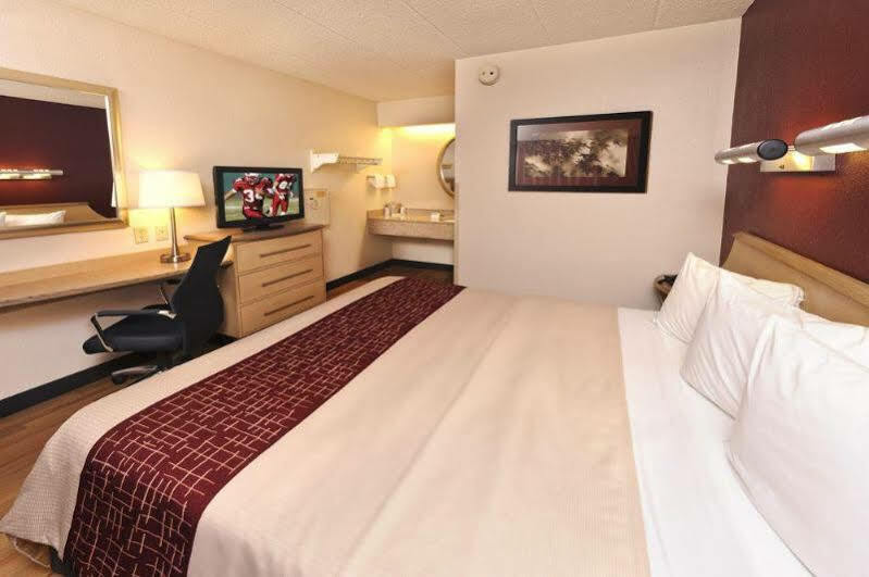 Red Roof Inn Detroit - Roseville St Clair Shores Εξωτερικό φωτογραφία