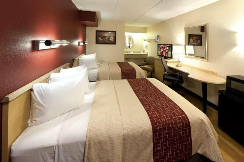 Red Roof Inn Detroit - Roseville St Clair Shores Εξωτερικό φωτογραφία